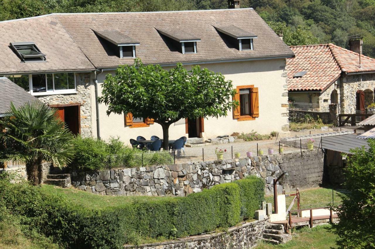 Maison Du Coue Pyrenees Mourtis Gite Pour 2 A 12 Pers Sengouagnet Exterior foto